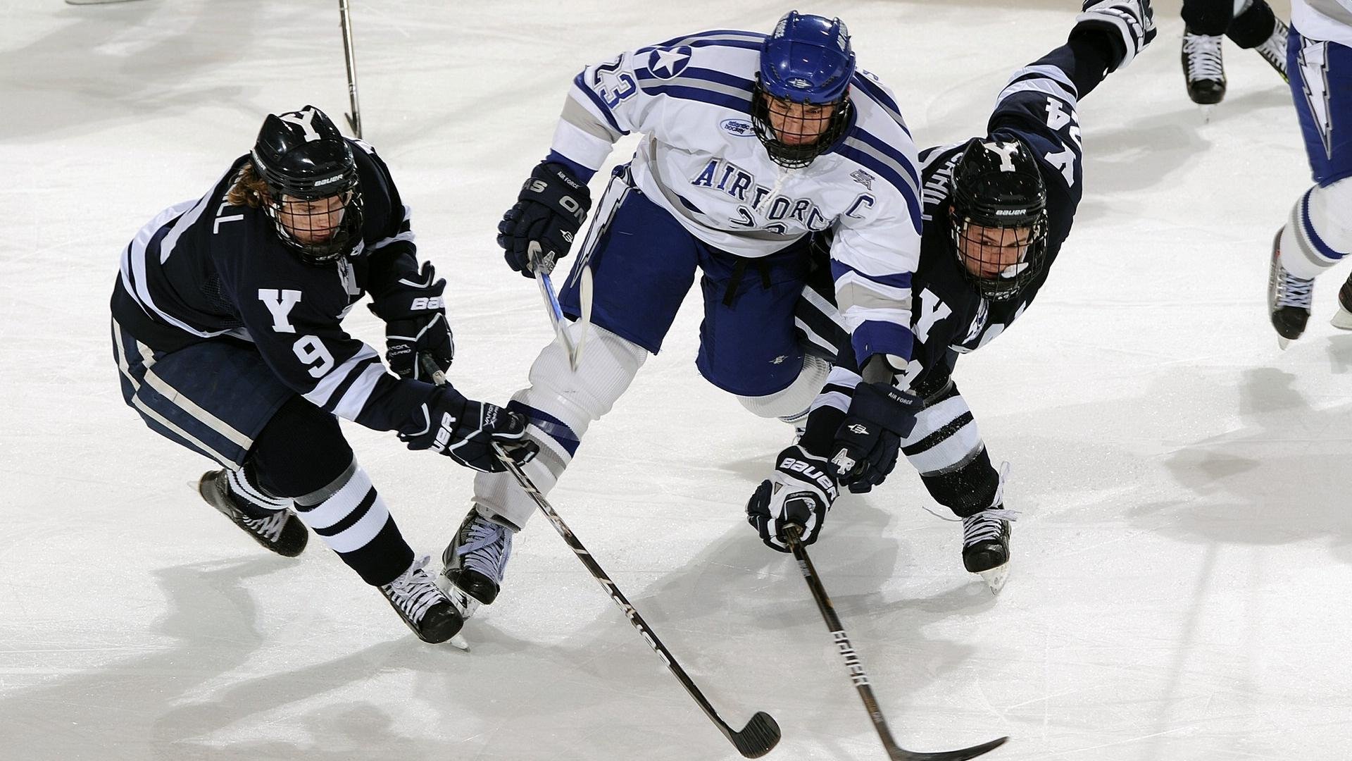 “震撼冲撞：惊心动魄的碰撞现场”，震撼一下