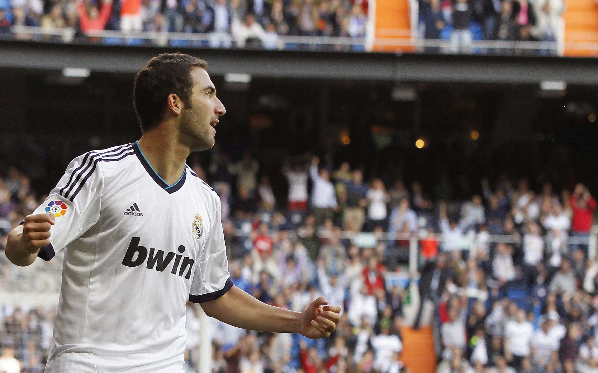 传奇退役：那些永远被怀念的历史巨星，已退役的传奇足球明星