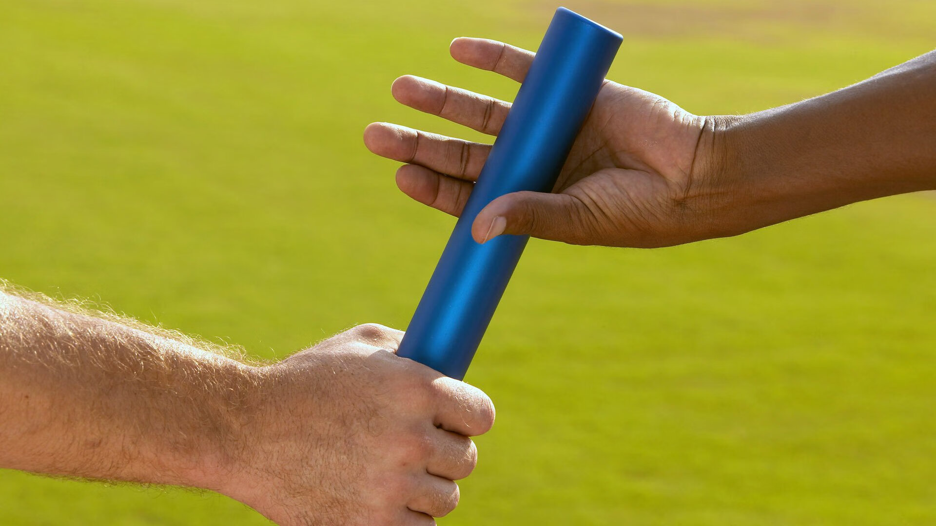 开云电竞在线-电竞选手因伤退役，粉丝众筹助其完成复健计划，电竞选手 退役